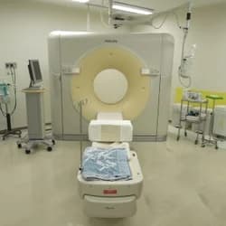 Philips Brilliance 64